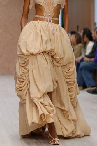 Chloé: quando o arquivo ajuda a construir uma identidade feminina