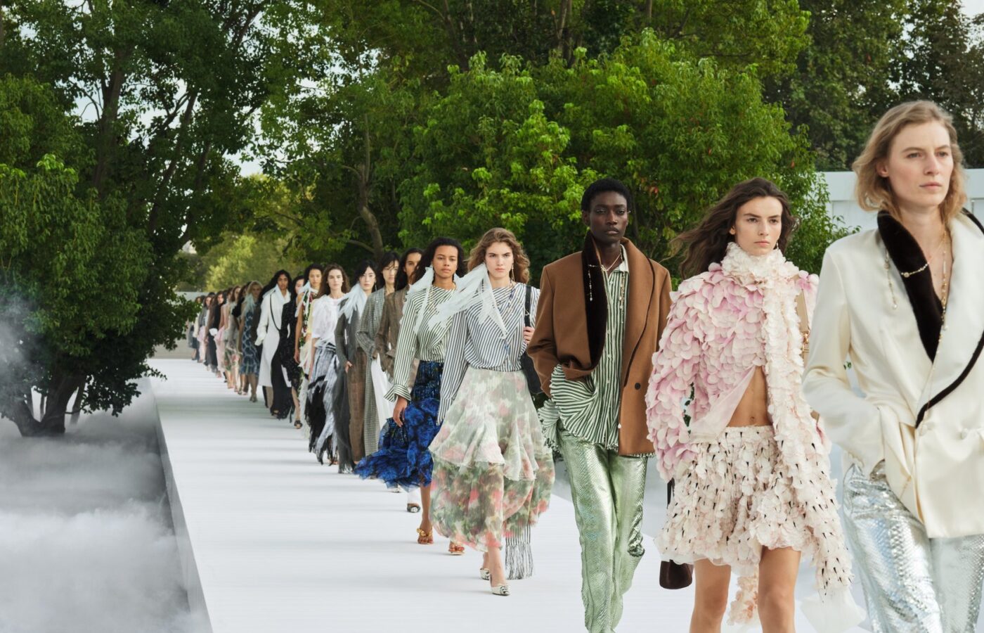 Jonathan Anderson está reescrevendo a mulher Dior